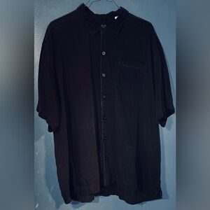 Men’s XXL Tommy Bahama casual shirt